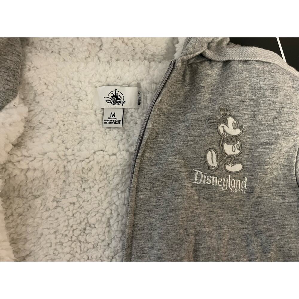 Disney Women's Gray Zip Up Hoodie Jacket Size M Mickey Mouse Theme Sherpa lined - Picture 8 of 8